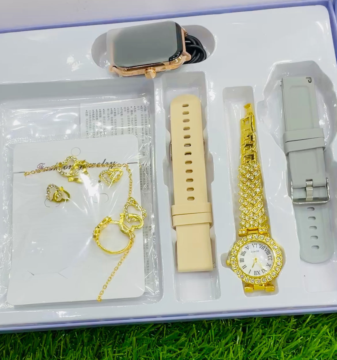 Ladies smart watch